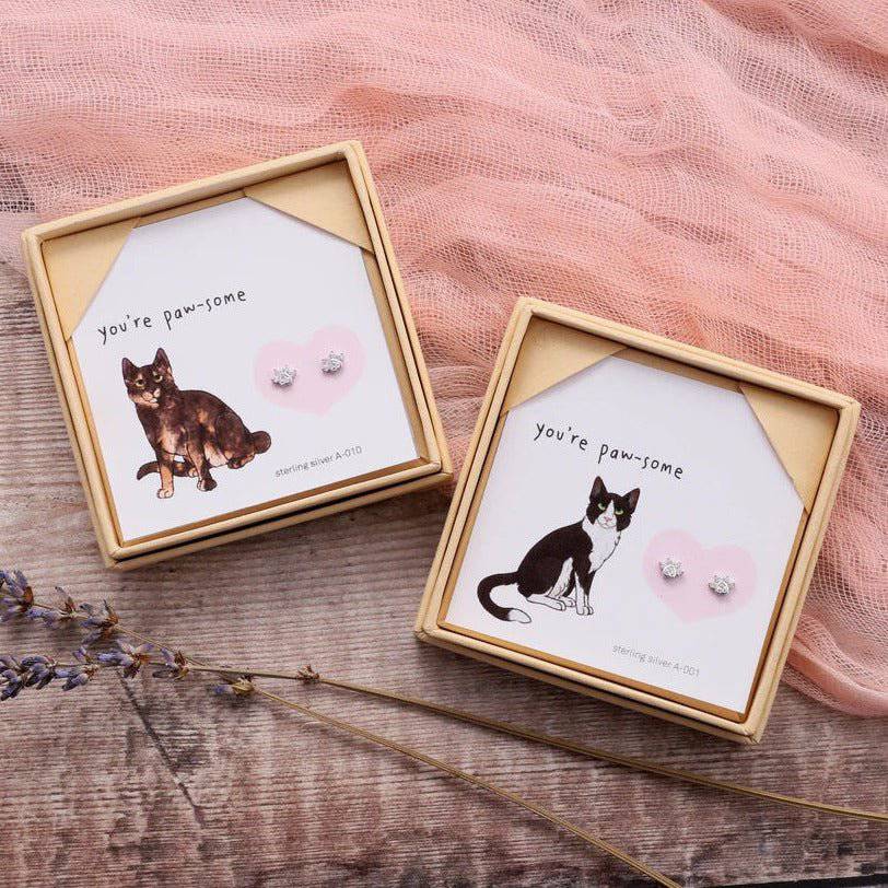 You're Paw-Some' Black + White Cat Earrings - Bumble Living