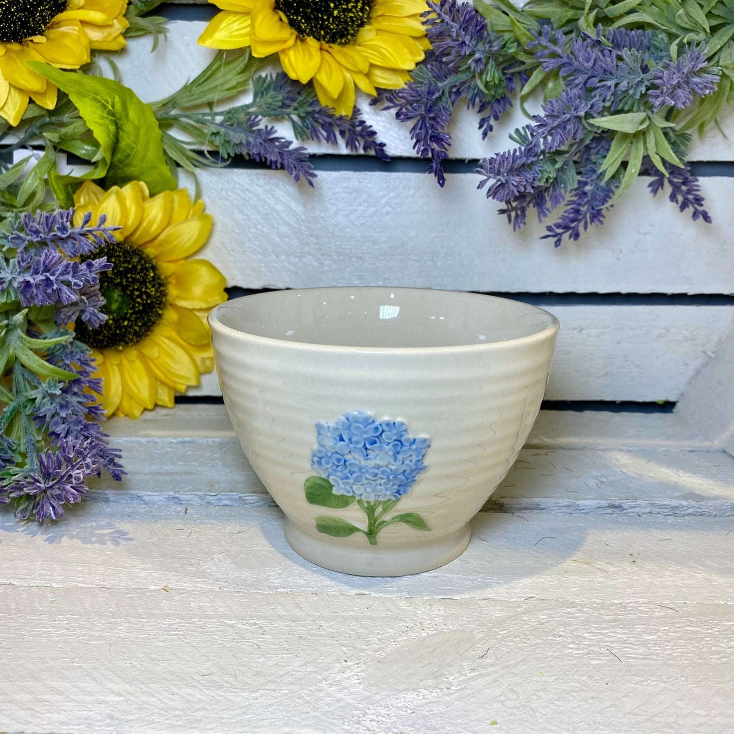 Blue Hydrangea Ceramic Bowl 13cm - Bumble Living