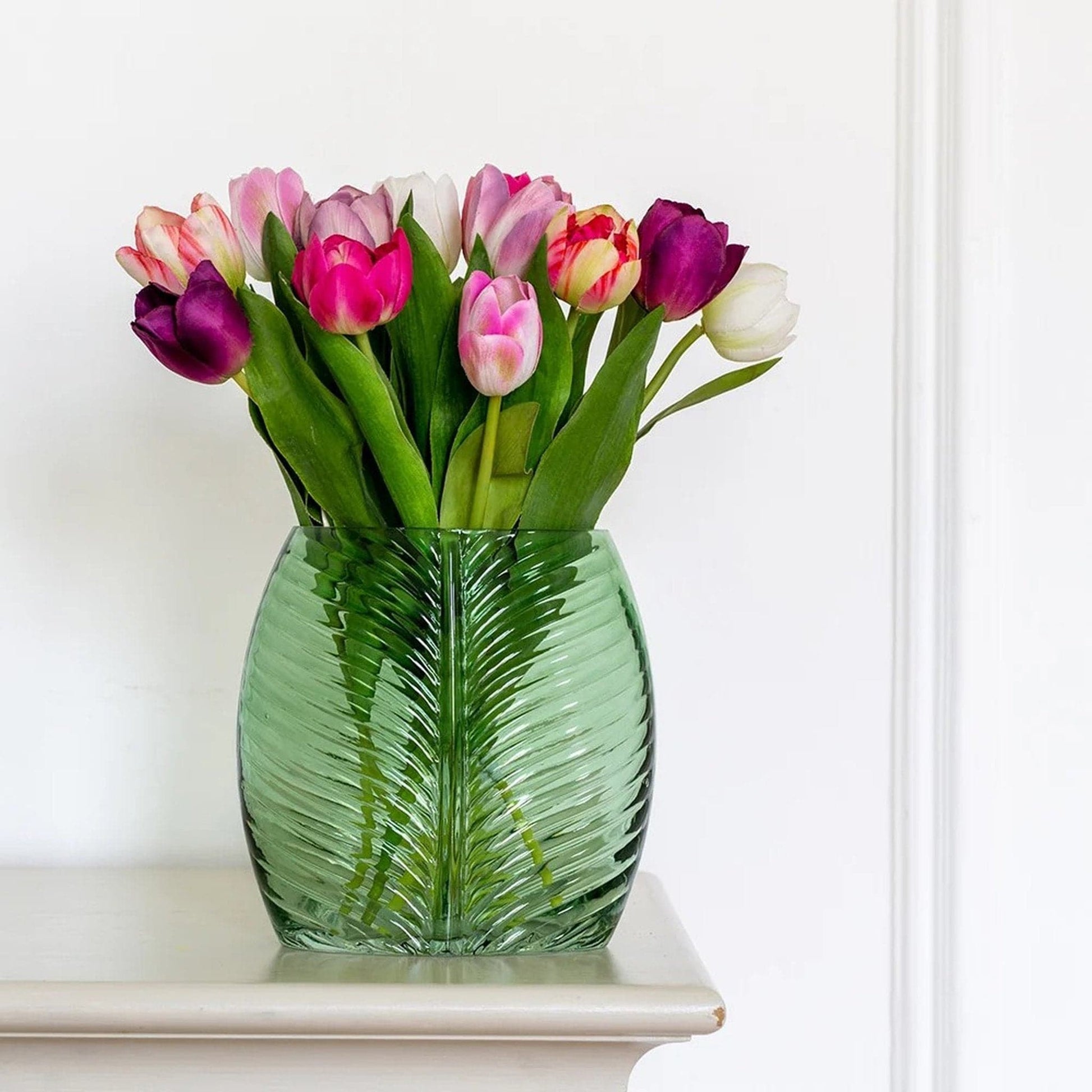 Leaf Glass Vase Green Large - Bumble Living