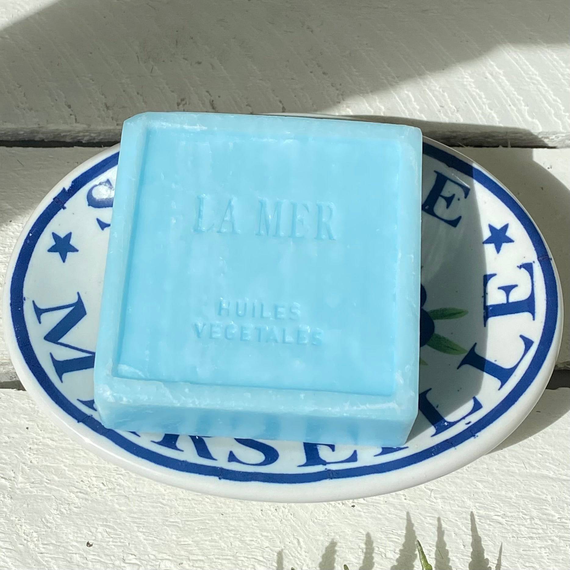 Savon de Marseille La Mer Soap 145g - Bumble Living